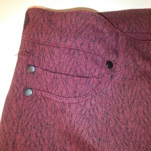 Liverpool size 8 Skinny Jean Maroon + Black